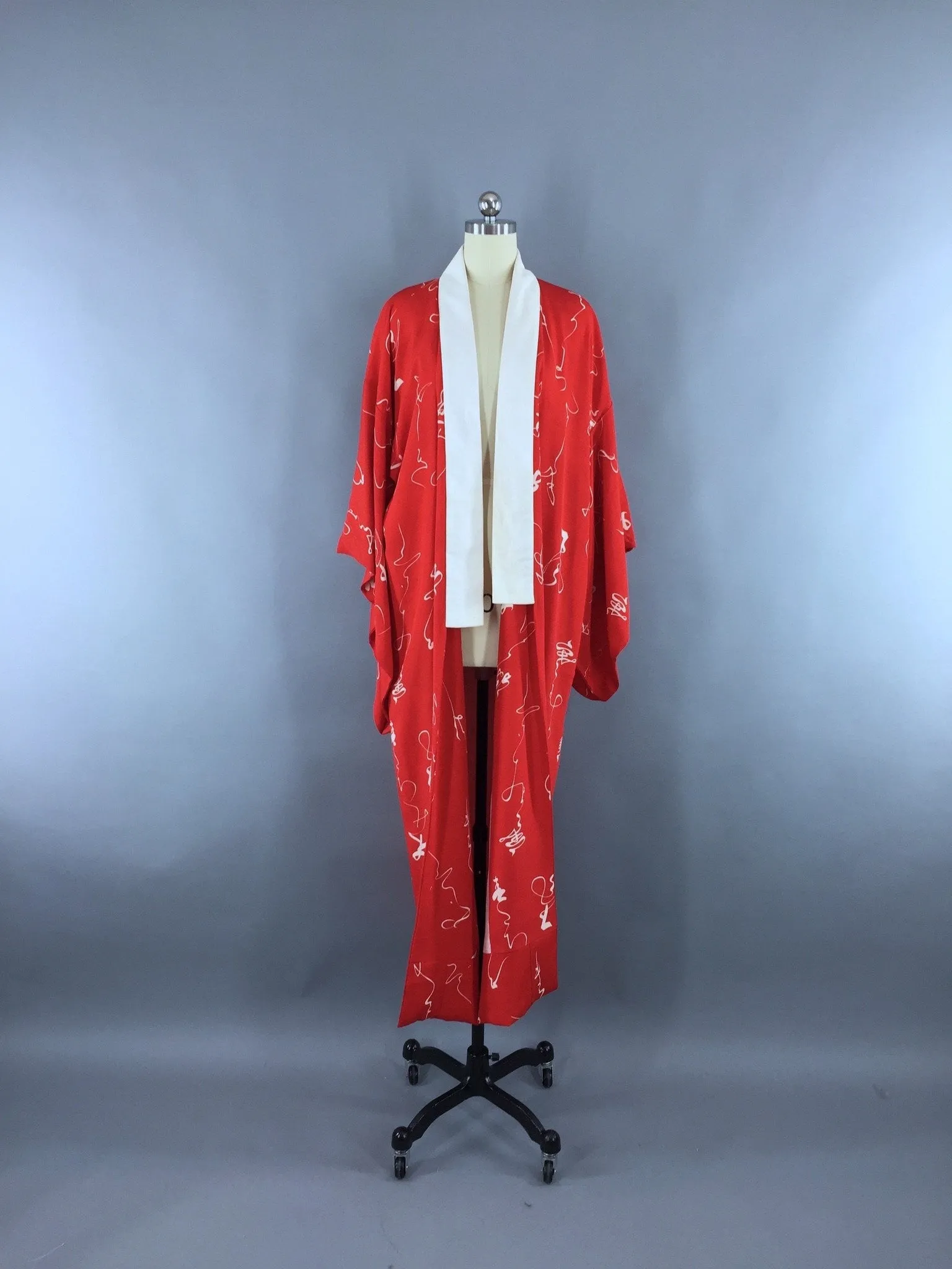 1930s Vintage Silk Kimono Robe / Red Abstract Print