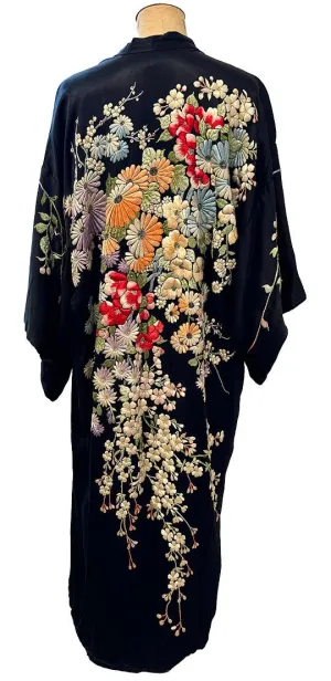 1940's HAND EMBROIDERED KIMONO