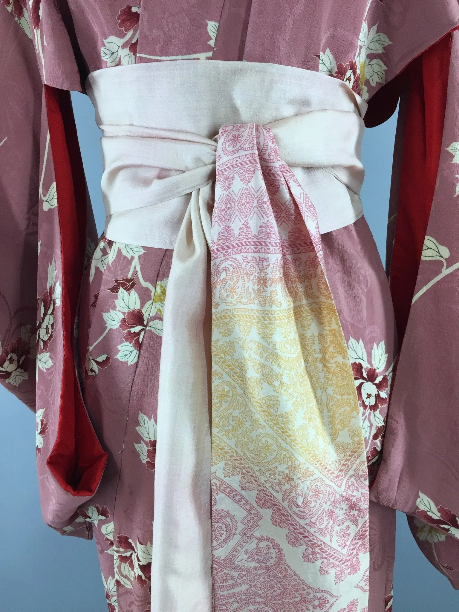 Vintage 1920s Vintage Silk Kimono Robe / Mauve Pink Floral Print