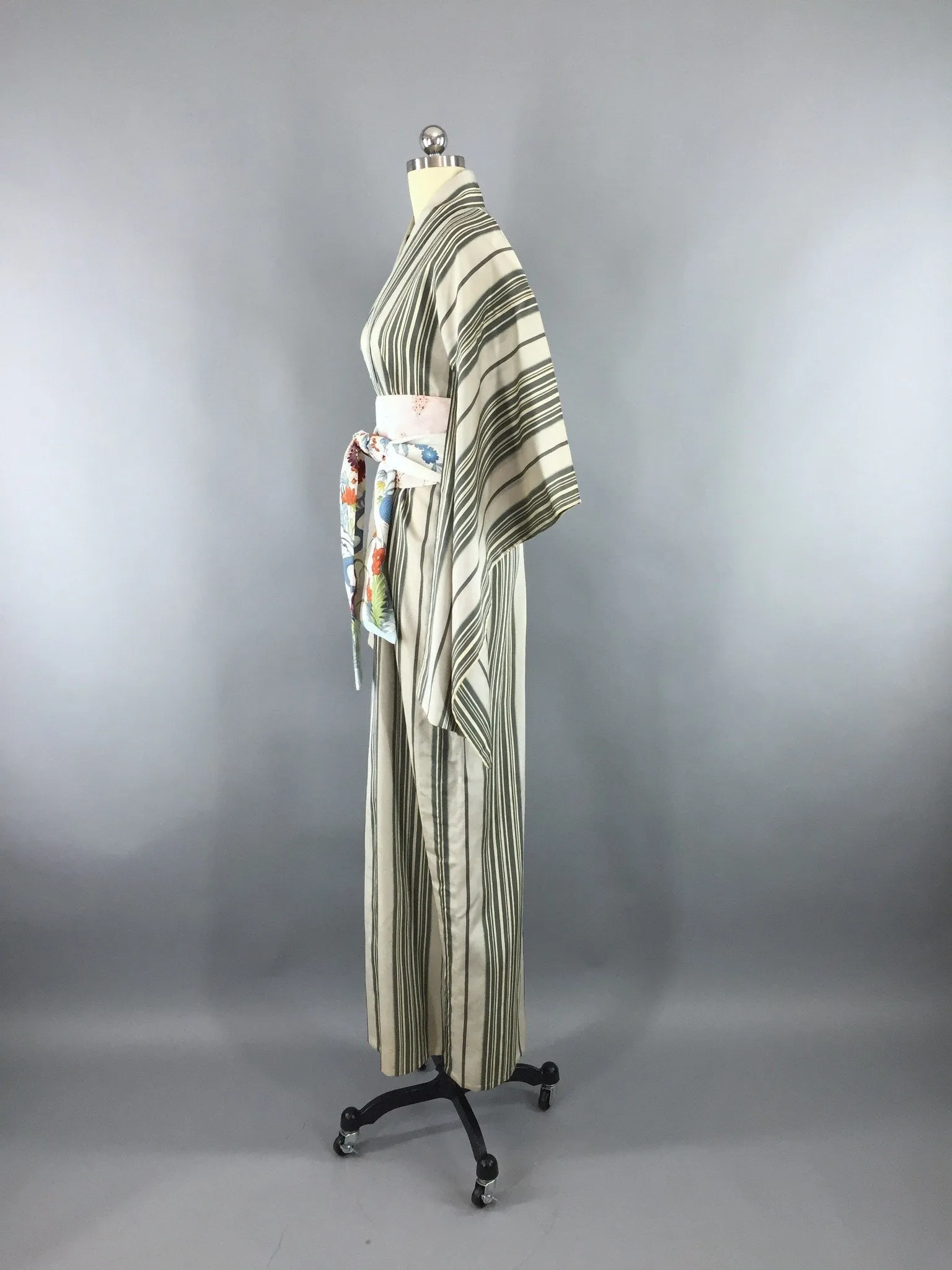 Vintage 1930s Vintage Silk Kimono Robe / Sage Green Stripes