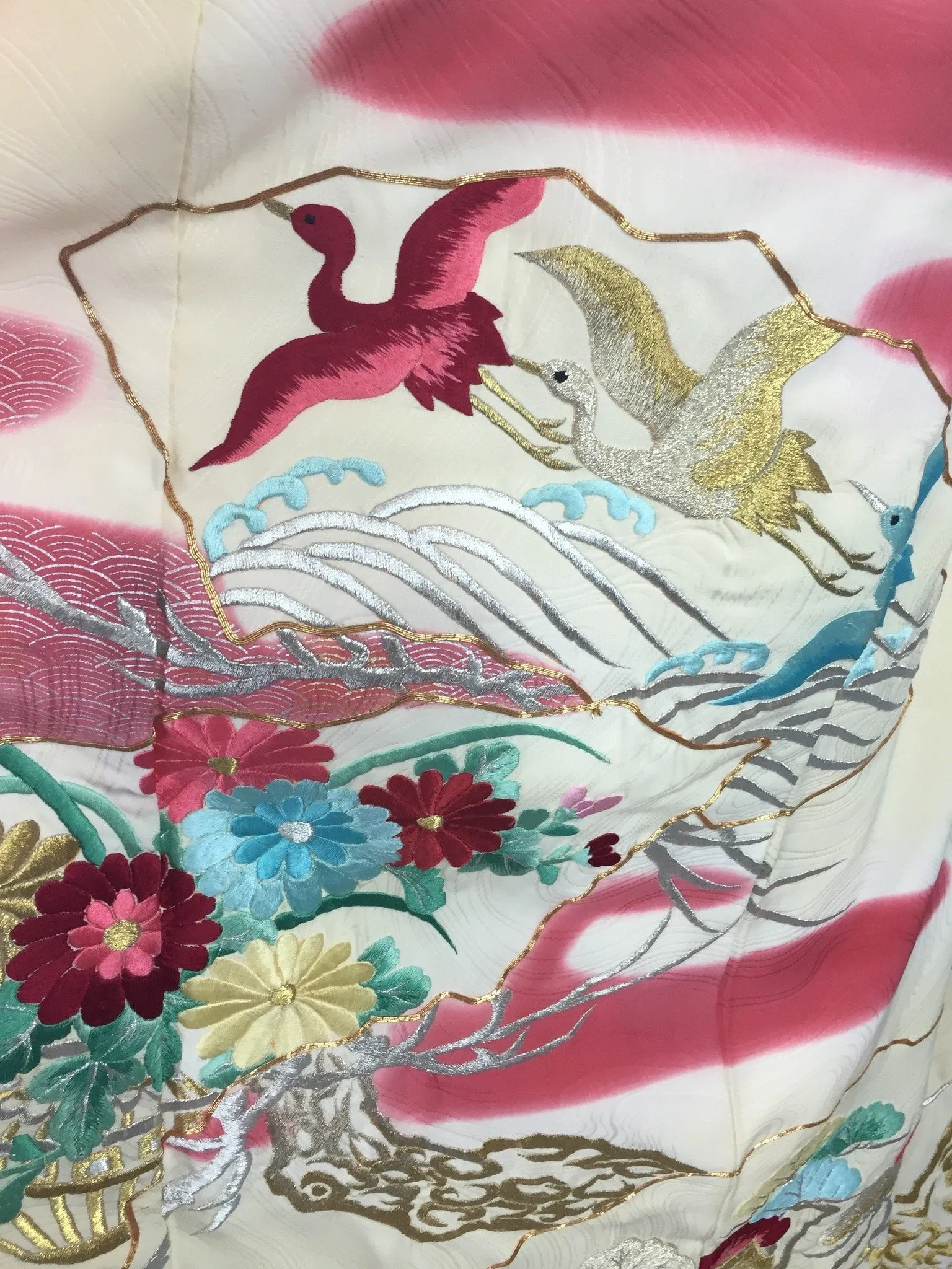 Vintage 1940s Silk Kimono Robe / Pale Yellow Embroidered Birds Floral